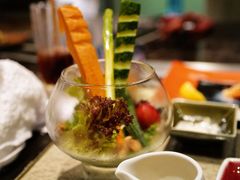 多彩色拉-Ginza Onodera铁板烧(外滩十八号店)