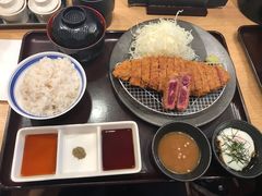 -牛カツ京都勝牛(河原町蛸薬師店)