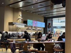 -星巴克臻选(上海合生汇1F店)