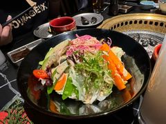 -山川小町·极番烧肉(新地假日广场店)