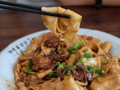 -壹阁胡羊焖饼(特色小吃街店)