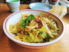 油渣圆白菜-自贡盐帮菜·玩辣餐厅(樱花园西街店)