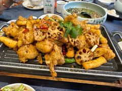 -荷塘秋月·本帮江浙菜(国权路店)