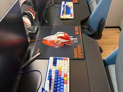 -网鱼电竞酒店(深圳福田石厦地铁站店)