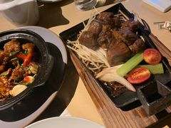 -穹六人间 people 6(岳阳路店)