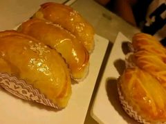 -新大咀港式茶餐厅(宝山万达店)