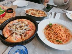 -必胜客(华邦银泰店)