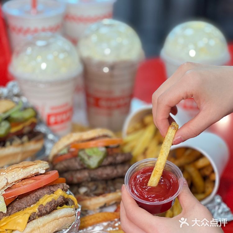 刘嘉玲推荐的这家🍔Five Guys你吃过吗