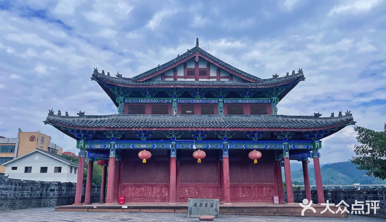 明朝建昌府邑城南门-大通门