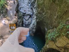 -蝶舞清江·恩施地心谷景区