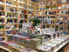 -猫的天空之城概念书店(印象城购物中心店)