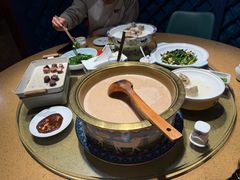 -蒙亨·手把肉·蒙古包文化主题餐厅(天恒广场店)