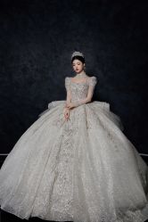 -不晚国际婚纱礼服