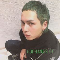-Godhands美发设计沙龙