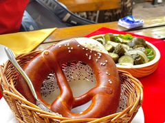 Pretzel碱水面包-申德勒加油站西餐厅(日坛路总店)