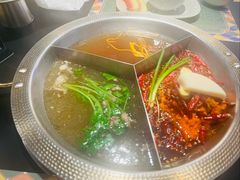 -廖掌柜·重庆鲜货火锅(上海首店)