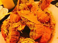 -J Daeng Seafood