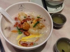 荔湾鲜虾艇仔粥-金牌禄运·点心·啫煲(金沙洲金铂天地店)