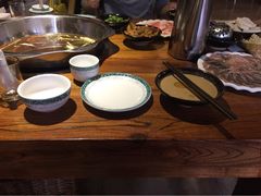 重庆小板凳吧式火锅(珠峰大街店)-小板凳·锦州烧烤(高新区店)