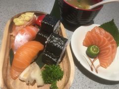 三文鱼寿司定食-友壹町寿司(嘉洲广场店)