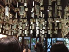 -猫的天空之城概念书店(杭州南宋御街店)