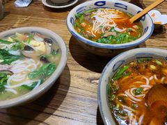 焖肉米线-云上千禾(水上店)