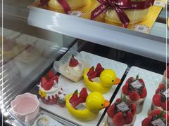 -花花卷卷·鲜食蛋糕(静安久光百货店)