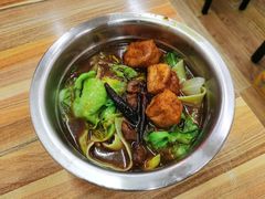津味牛肉板面-鹍记特色牛杂面