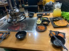 -肉甲韩国木炭烤肉(新壹街1店)