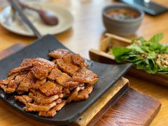 瓦片烤五花肉-山茶云南菜(永安里店)