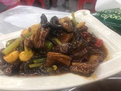 红烧鱼乔-小民大排档(光谷店)