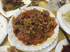 苏莱特色啃牛骨头-苏莱特色牛骨滩羊手抓馆(长城东街总店)