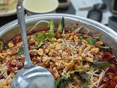 -周良天山牛杂城(天山路总店)