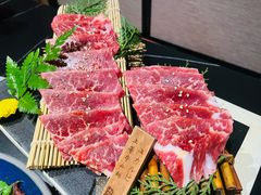 -山川小町·极番烧肉(新地假日广场店)