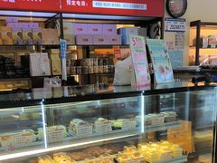 -红宝石·鲜奶小方·海派西点房(金杨店)