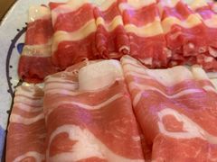 -毛辣果·贵州红酸汤牛肉火锅(西单店)
