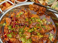 -大众跷脚牛肉馆·非遗传承单位(峨眉山店)