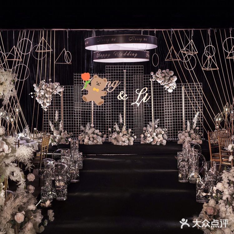 现在回想起备婚的种种经历，还是感觉到幸运与高兴