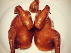 玻璃皮润烧乳鸽皇-北京厨房(SKP店)
