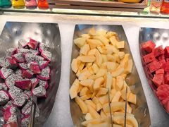 -金滏山烤肉·海鲜·火锅自助餐厅(襄阳万达店)