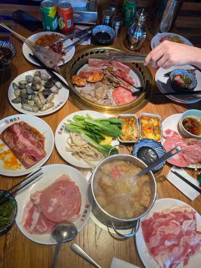 韩京海鲜烤肉自助料理(温州万达店)-"[薄荷]环境:有点韩式风格的,那个