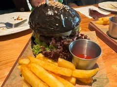 -三勾JJJ Burger&Coffee(梅溪湖店)