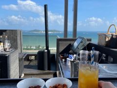-瑰丽酒店·海吧·天际下午茶·现场DJ·天台酒吧