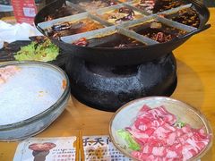 -白乐天毛肚火锅馆(南滨路店)