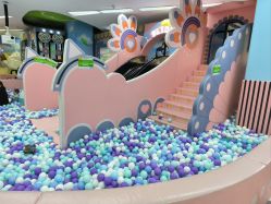 -孩子王(昆山招商花园城店)