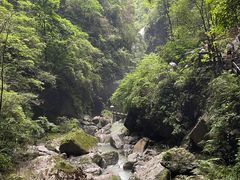 -龙水峡地缝景区