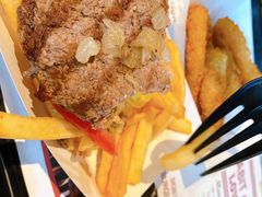 -The Habit Burger Grill 哈比特汉堡(复兴soho店)