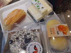 -面包新语(龙湖·西宸天街店)
