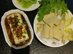 -三江源活鱼现烤(维多利摩尔城店)