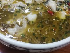 -胡子饮食店